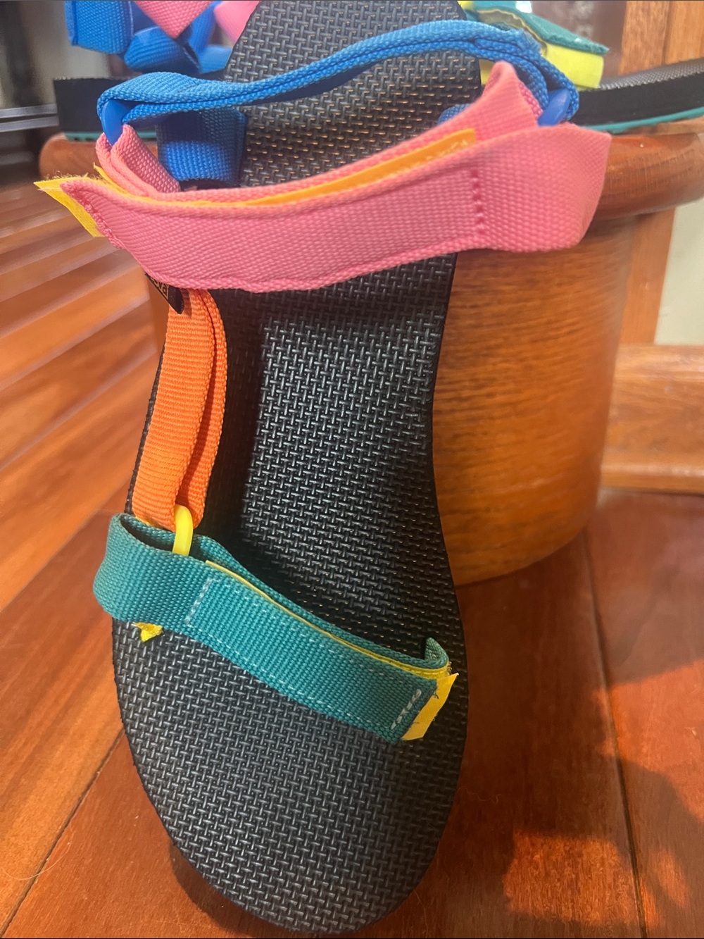 Teva womens Colorblock Strappy Sandals - Orange size 10 never wore. - Picture 8 of 9